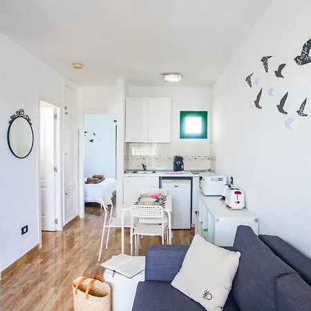 Moya Apartment Tias